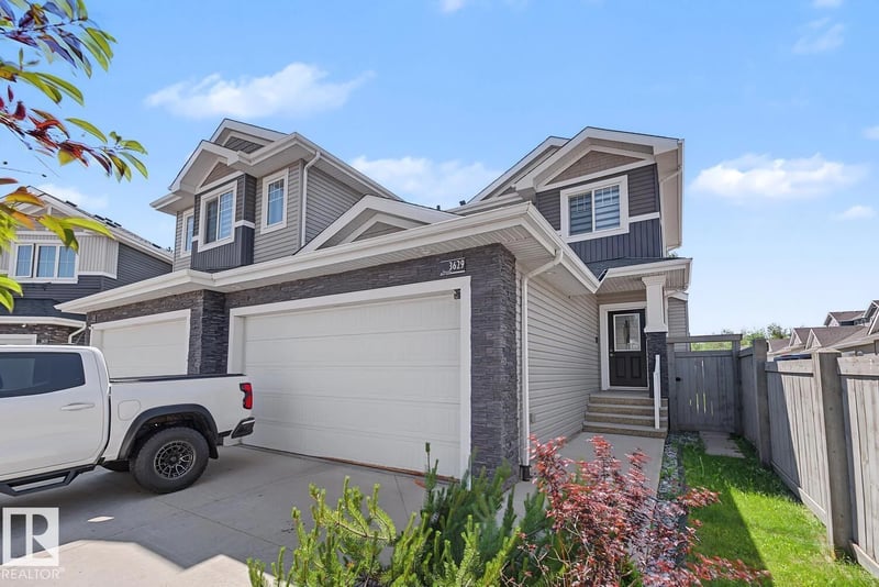 3629 HUMMINGBIRD WY NW, Edmonton, Alberta, T5S0K8, Edmonton, Alberta — photo 1 of 5
