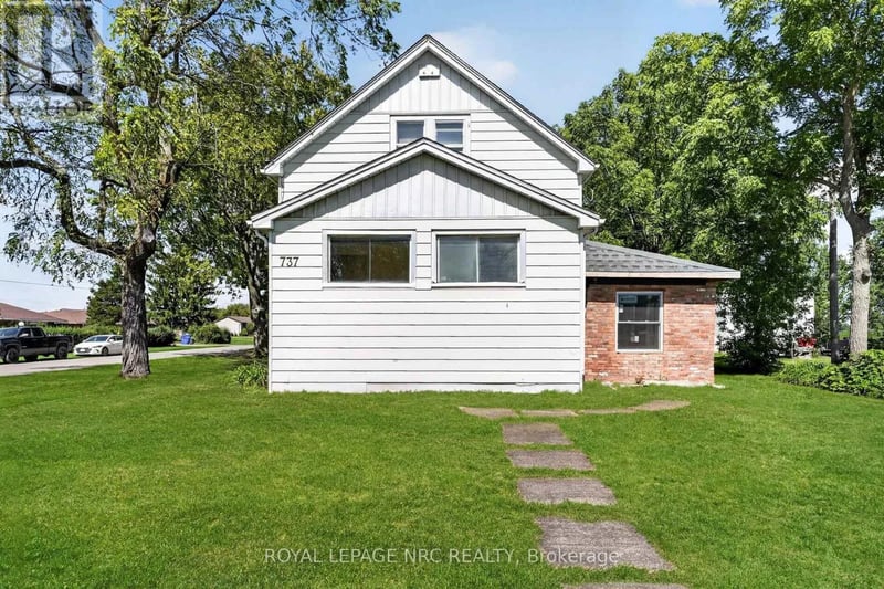 737 MAIN Street West, Port Colborne (Main Street), Ontario, L3K5V4, Port Colborne (Main Street), Ontario — photo 1 of 5