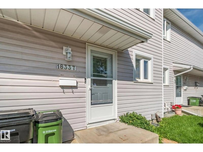 18337 66 AV NW, Edmonton, Alberta, T5T1Z5, Edmonton, Alberta — photo 1 of 5