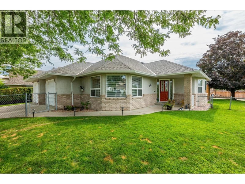 301 Fizet Avenue, Kelowna, British Columbia, V1X7P5, Kelowna, British Columbia — photo 1 of 5