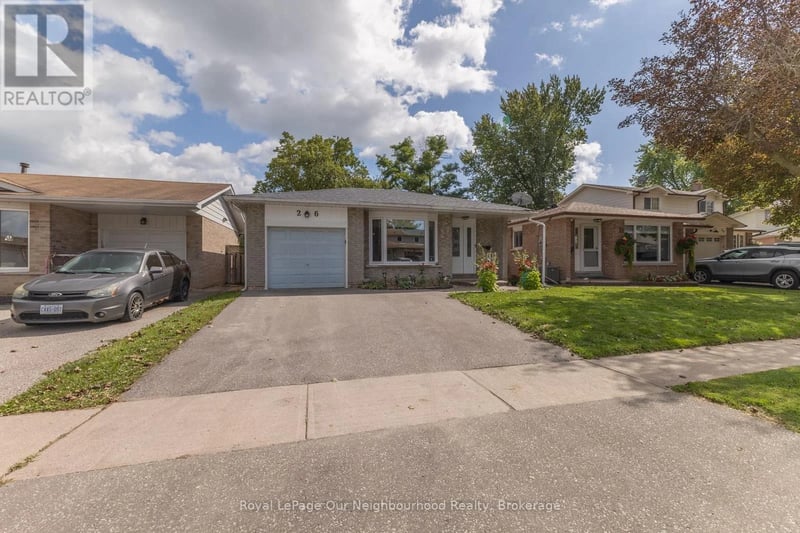 26 Ashdale Crescent, Clarington (Bowmanville), Ontario, L1C3M9, Clarington (Bowmanville), Ontario — photo 1 of 5