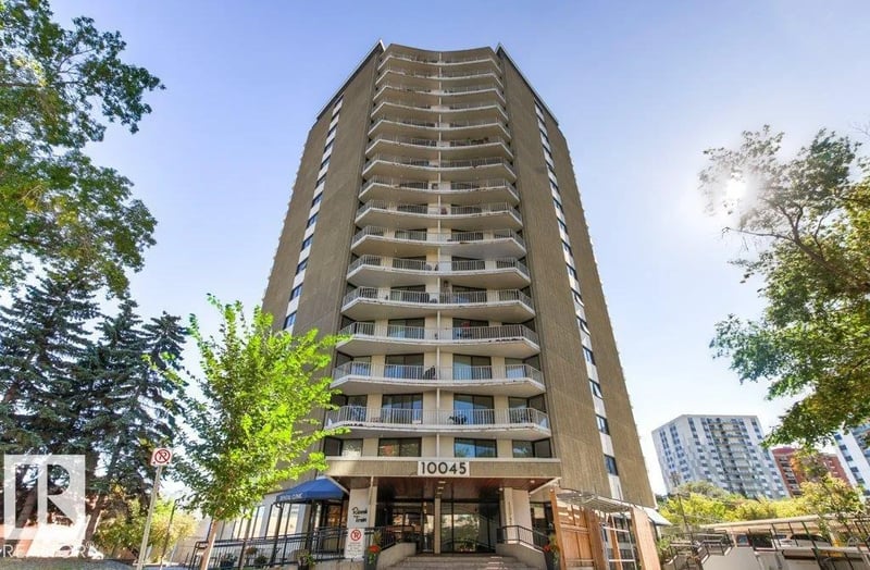 #303 10045 117 ST NW, Edmonton, Alberta, T5K1W8, Edmonton, Alberta — photo 1 of 5