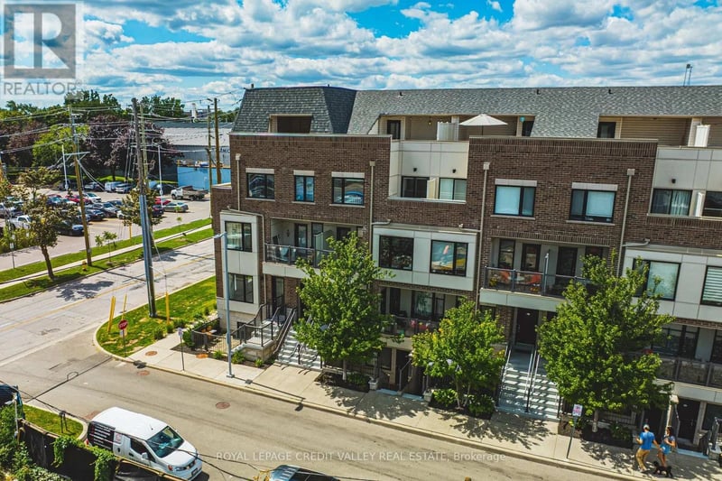 #505 10 Drummond Street, Toronto (Mimico), Ontario, M8V1Y8, Toronto (Mimico), Ontario — photo 1 of 5
