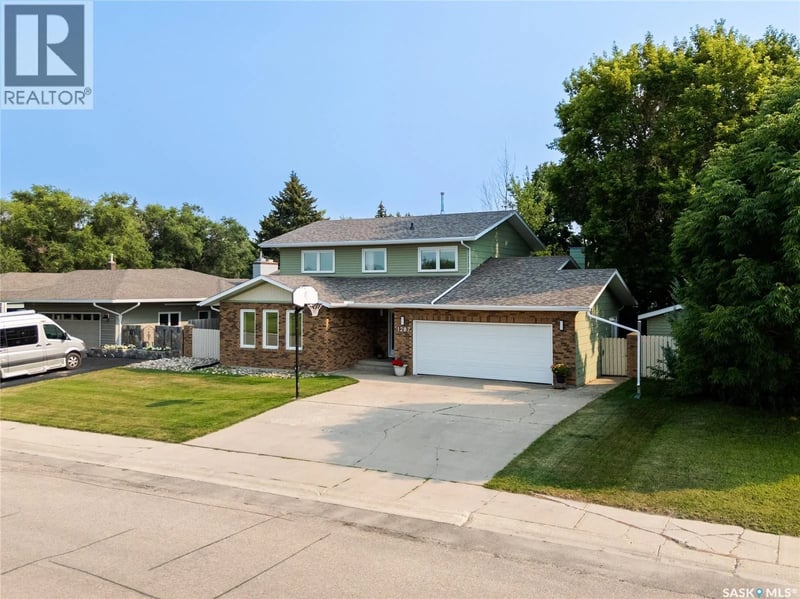 1287 Simcoe STREET, Moose Jaw, Saskatchewan, S6H3J5, Moose Jaw, Saskatchewan — photo 1 of 5