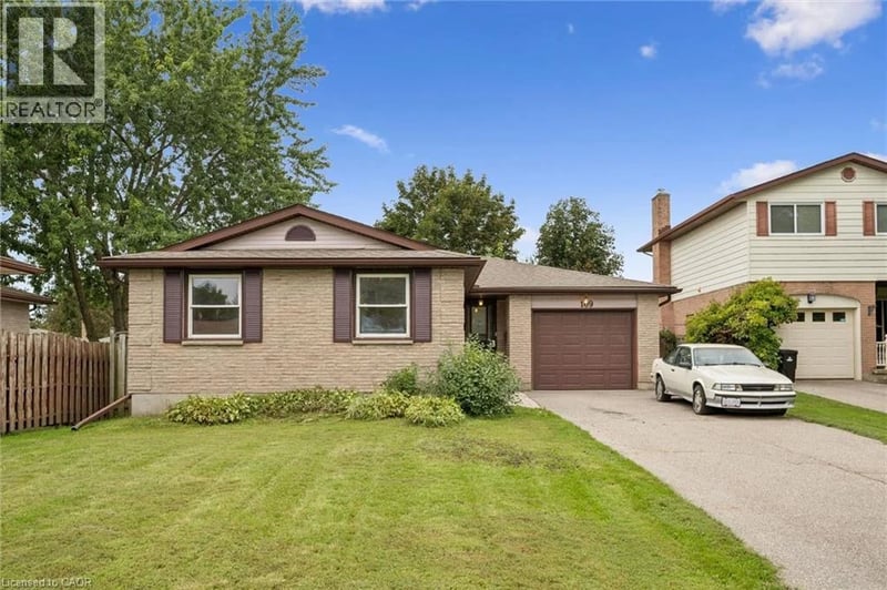 109 DEERBERRY Place, Waterloo, Ontario, N2V1G2, Waterloo, Ontario — photo 1 of 5