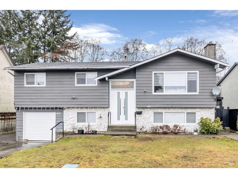 11573 73A Avenue, Delta, British Columbia, V4C6Y5, Delta, British Columbia — photo 1 of 5