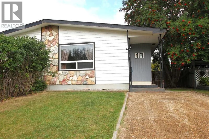 17 Overdown Drive, Red Deer, Alberta, T4N5G9, Red Deer, Alberta — photo 1 of 5