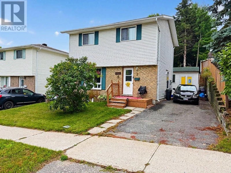 3 Stewart CRES, Elliot Lake, Ontario, P5A3C3, Elliot Lake, Ontario — photo 1 of 5