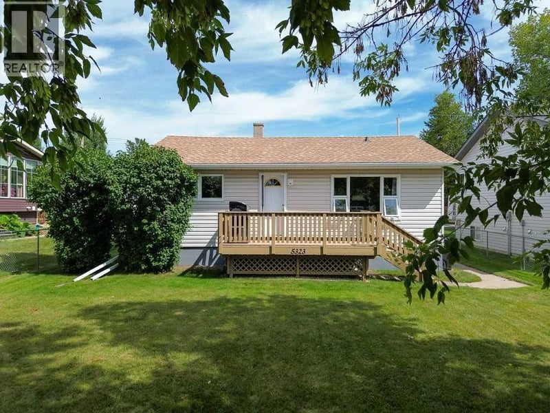 5323 54 Street, Rocky Mountain House, Alberta, T4T1H1, Rocky Mountain House, Alberta — photo 1 of 5
