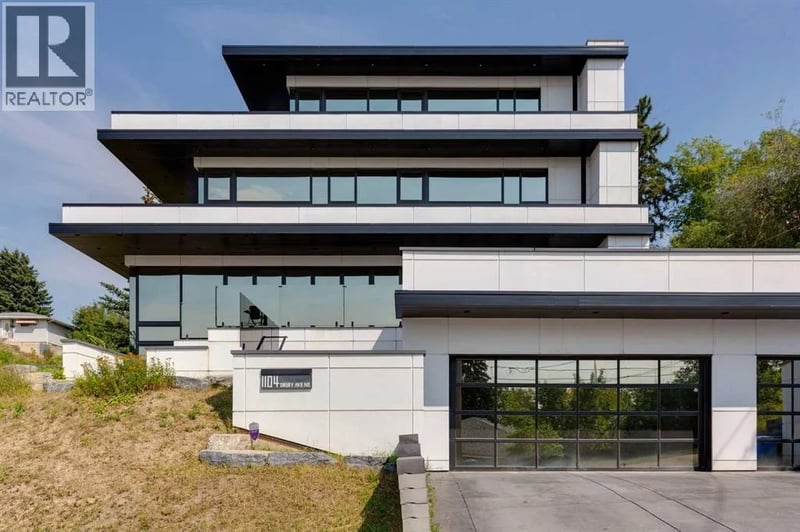 1104 Drury Avenue Northeast, Calgary, Alberta, T2E0M2, Calgary, Alberta — photo 1 of 5