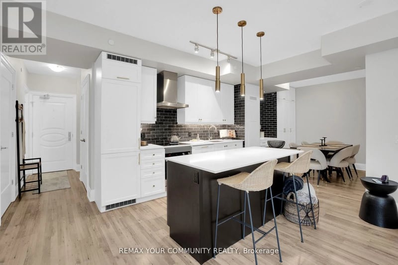 #523 9085 Jane Street, Vaughan (Concord), Ontario, L4K0L8, Vaughan (Concord), Ontario — photo 1 of 5