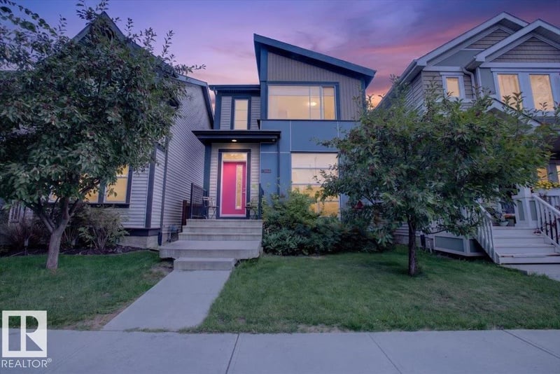 3124 PAISLEY RD SW, Edmonton, Alberta, T6W2W8, Edmonton, Alberta — photo 1 of 5