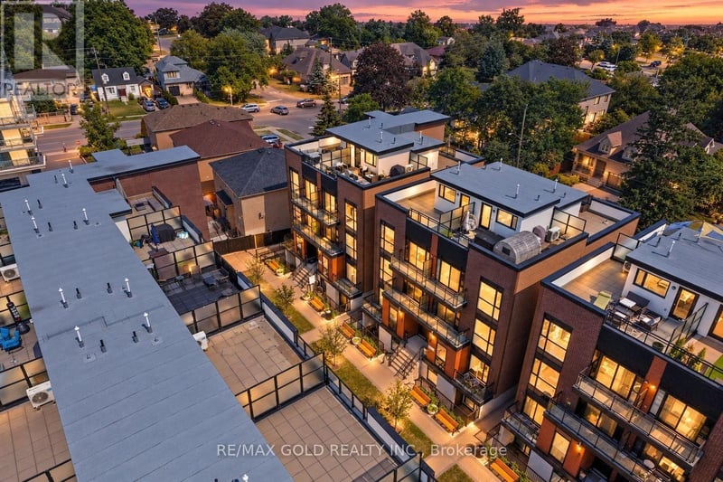 #602 18 Coles Avenue, Vaughan (Vaughan Grove), Ontario, L4L1L9, Vaughan (Vaughan Grove), Ontario — photo 1 of 5