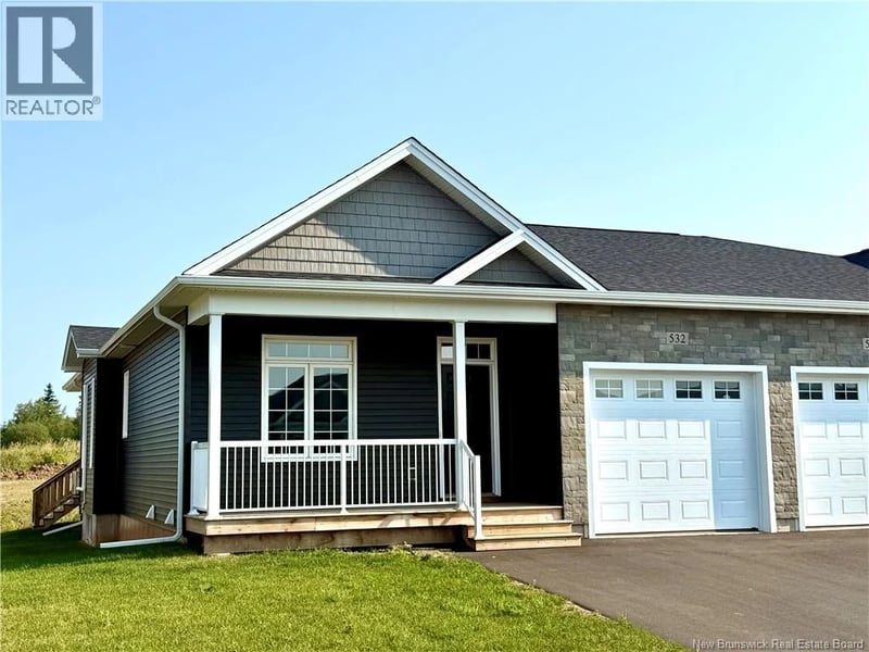 532 Royal Oaks Boulevard, Moncton, New Brunswick, E1H3S7, Moncton, New Brunswick — photo 1 of 5