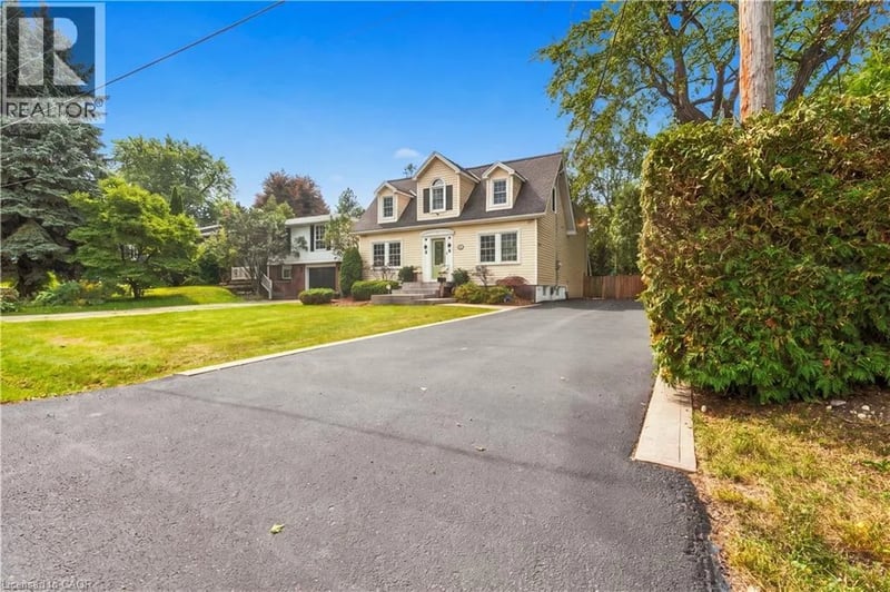 40 VALLEYVIEW Drive, Ancaster, Ontario, L9G2A5, Ancaster, Ontario — photo 1 of 5