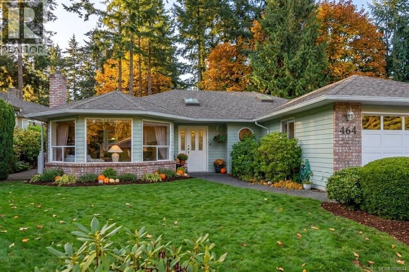 464 Quatsino Road, Qualicum Beach, British Columbia, V9K1B5, Qualicum Beach, British Columbia — photo 1 of 5