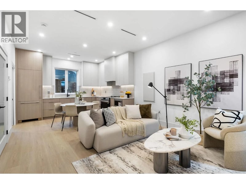3277 GRAVELEY Street, Vancouver, British Columbia, V5K3K8, Vancouver, British Columbia — photo 1 of 5
