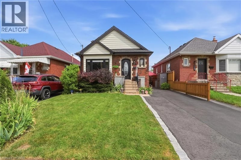 127 TRAGINA Avenue South, Hamilton, Ontario, L8K2Z7, Hamilton, Ontario — photo 1 of 5