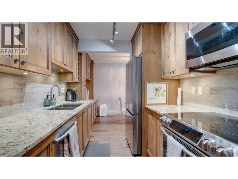 #222 575 Sutherland Avenue, Kelowna, British Columbia, V1Y8V1, Kelowna, British Columbia — photo 1 of 5