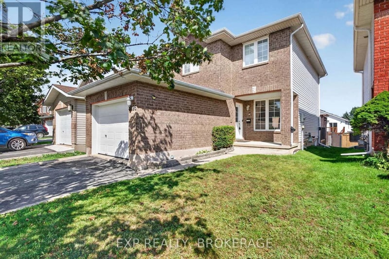 1896 BERRYWOOD Crescent, Kingston (City Northwest), Ontario, K7P3G4, Kingston (City Northwest), Ontario — photo 1 of 5