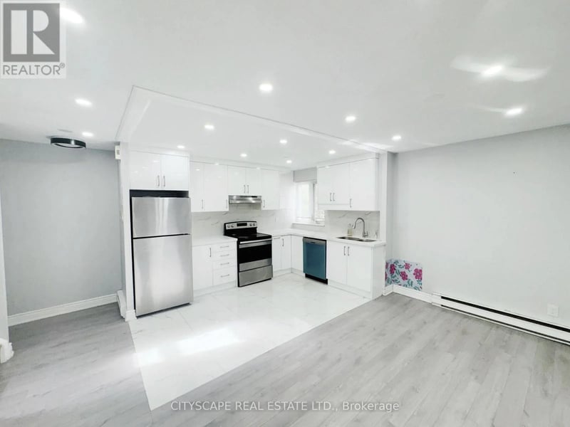 #192 1055 Dundas Street East, Mississauga (Applewood), Ontario, L4Y3X6, Mississauga (Applewood), Ontario — photo 1 of 5