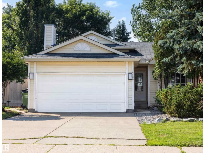4639 10 AV NW, Edmonton, Alberta, T6L4S2, Edmonton, Alberta — photo 1 of 5
