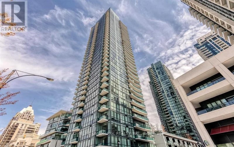 #507 4099 Brickstone Mews, Mississauga (City Centre), Ontario, L5B0G2, Mississauga (City Centre), Ontario — photo 1 of 5
