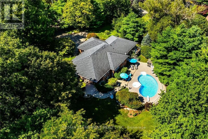 3 Forest Glen Court, Norfolk (Port Dover), Ontario, N3Y4K2, Norfolk (Port Dover), Ontario — photo 1 of 5