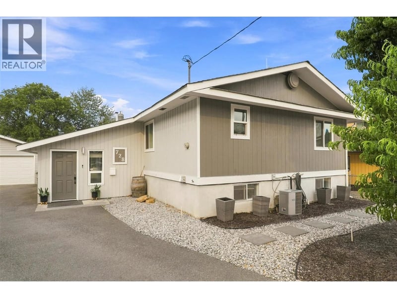 728 DRIFTWOOD Place, Kamloops, British Columbia, V2B7Y5, Kamloops, British Columbia — photo 1 of 5