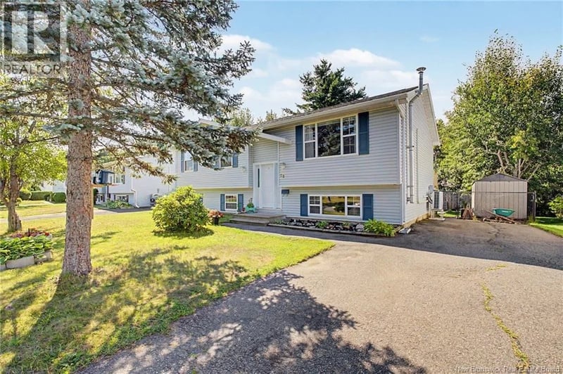 10 Shephard Drive, Oromocto, New Brunswick, E2V2P5, Oromocto, New Brunswick — photo 1 of 5