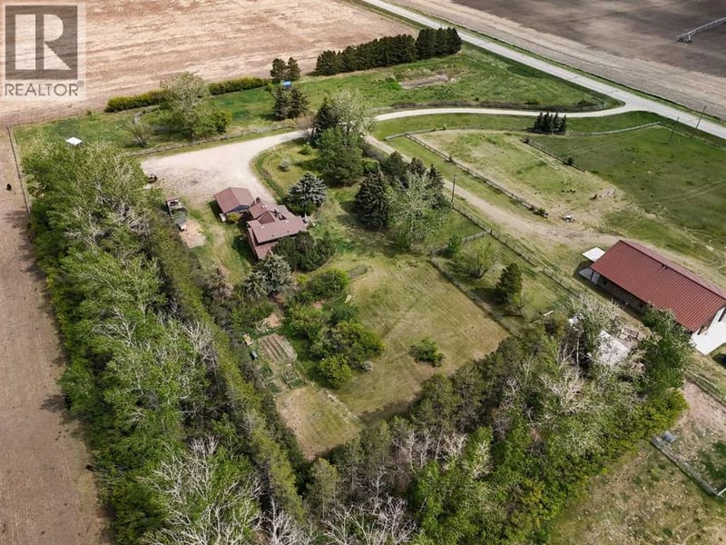 261074 Township Road 262, Rural Rocky View County, Alberta, T0M1G0, Rural Rocky View County, Alberta — photo 1 of 5