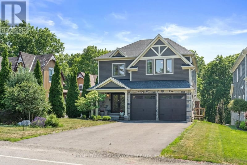 17 Ontario Street, Halton Hills (Georgetown), Ontario, L7G3K5, Halton Hills (Georgetown), Ontario — photo 1 of 5
