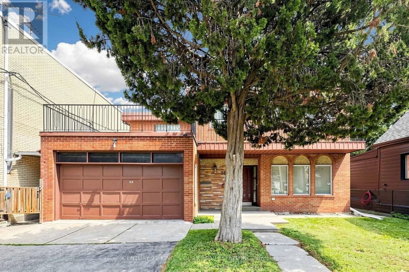 35 Coxwell Avenue, Toronto (Woodbine Corridor), Ontario, M4L3A9, Toronto (Woodbine Corridor), Ontario — photo 1 of 5