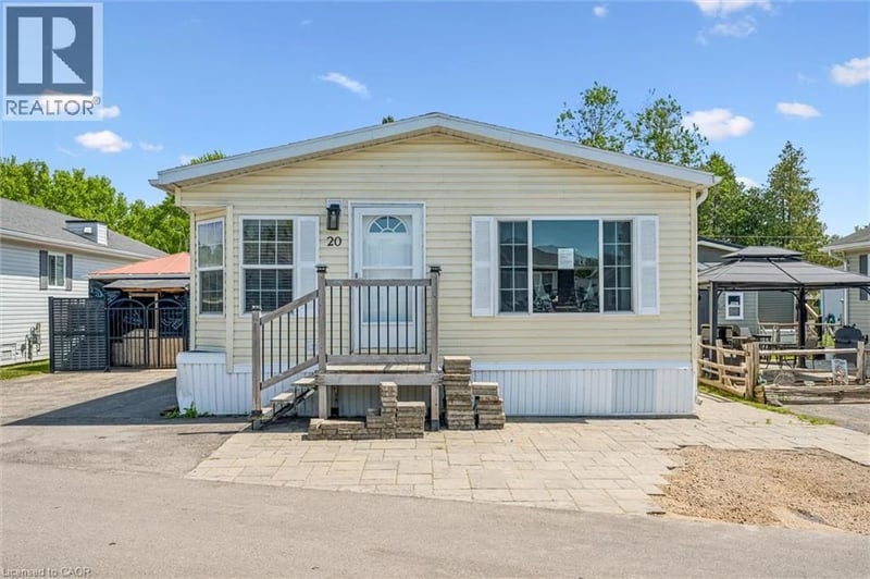 20 ELM Street, Puslinch, Ontario, N0B2J0, Puslinch, Ontario — photo 1 of 5