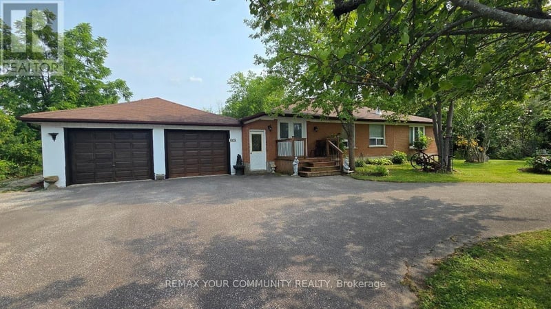1031 Metro Road, Georgina (Historic Lakeshore Communities), Ontario, L4P3E9, Georgina (Historic Lakeshore Communities), Ontario — photo 1 of 5