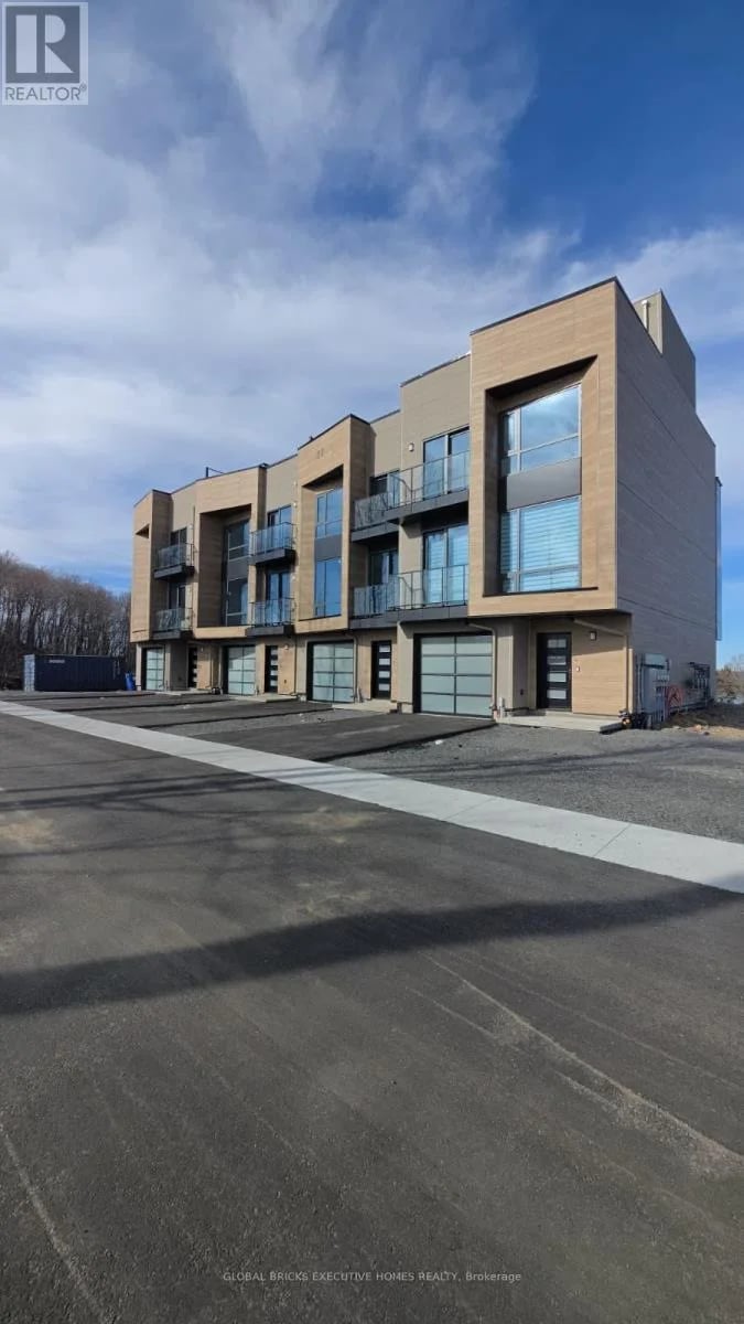 #2 22 Chau ha Circle, Huntsville (Chaffey), Ontario, P1H0K3, Huntsville (Chaffey), Ontario — photo 1 of 5