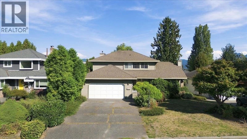 21583 126 Avenue, Maple Ridge, British Columbia, V4R2H1, Maple Ridge, British Columbia — photo 1 of 5