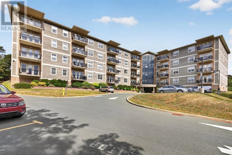 #213 566 Topsail Road, St. John's, Newfoundland & Labrador, A1E0B4, St. John's, Newfoundland & Labrador — photo 1 of 5