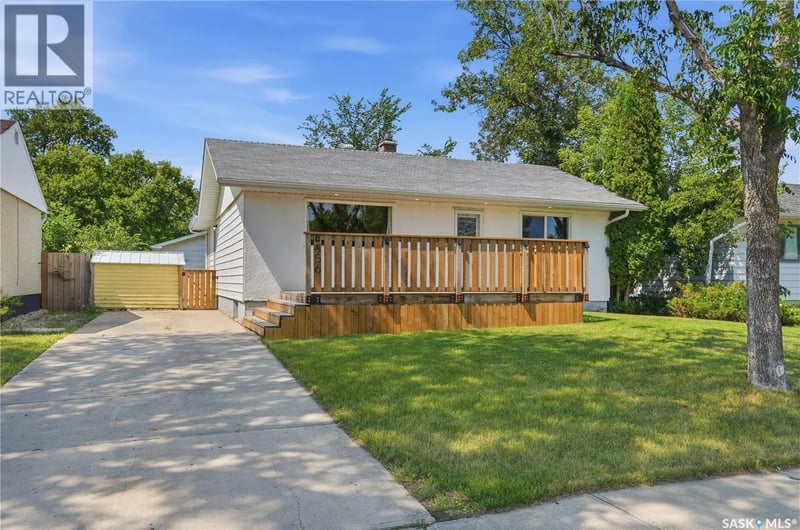 856 Forget STREET, Regina, Saskatchewan, S4T4X4, Regina, Saskatchewan — photo 1 of 5