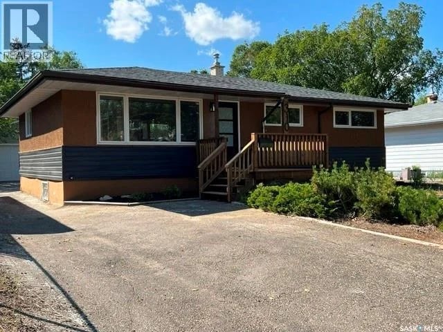310 Garnet STREET, Regina, Saskatchewan, S4R3J1, Regina, Saskatchewan — photo 1 of 5