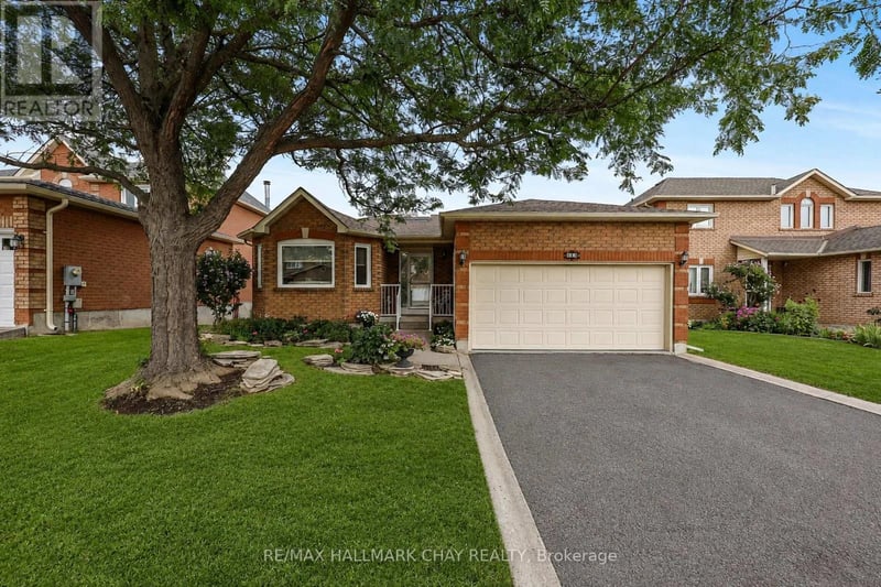 207 Melbourne Drive, Bradford West Gwillimbury (Bradford), Ontario, L3Z2Y8, Bradford West Gwillimbury (Bradford), Ontario — photo 1 of 5