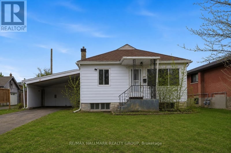 479 Newman Avenue, Ottawa, Ontario, K1K1N8, Ottawa, Ontario — photo 1 of 5