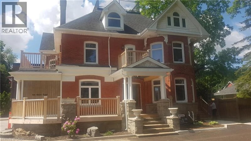 #301 84 MAIN Street East, Grimsby, Ontario, L3M1N3, Grimsby, Ontario — photo 1 of 5