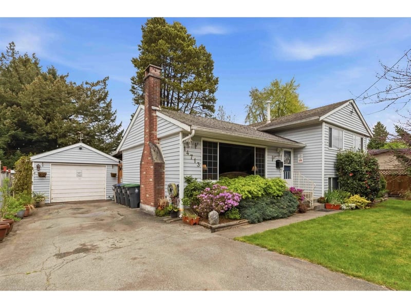 14713 110 Avenue, Surrey, British Columbia, V3R2A9, Surrey, British Columbia — photo 1 of 5