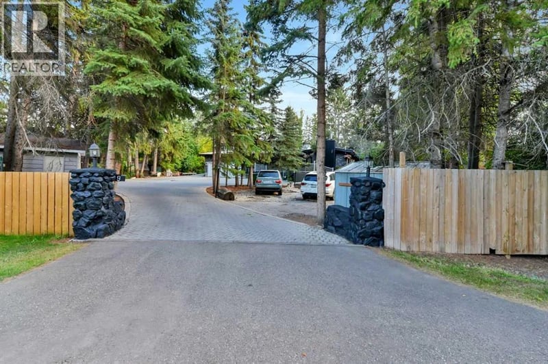 9 Cronquist Close, Red Deer, Alberta, T4N1E3, Red Deer, Alberta — photo 1 of 5