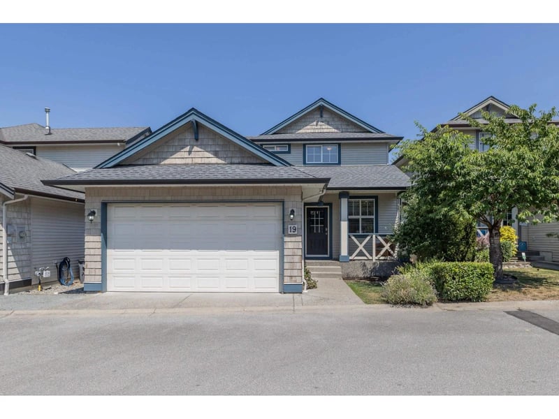 #19 18868 69 Avenue, Surrey, British Columbia, V4N5K7, Surrey, British Columbia — photo 1 of 5