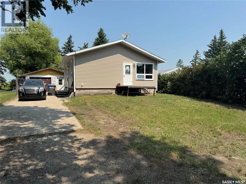 106 King STREET, Wolseley, Saskatchewan, S0G5H0, Wolseley, Saskatchewan — photo 1 of 5