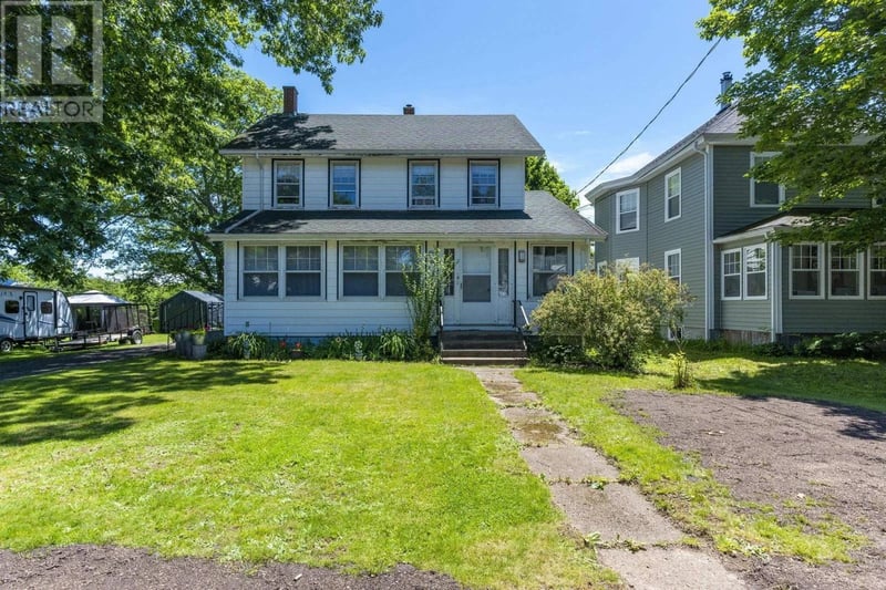 68 Connaught Avenue, Middleton, Nova Scotia, B0S1P0, Middleton, Nova Scotia — photo 1 of 5