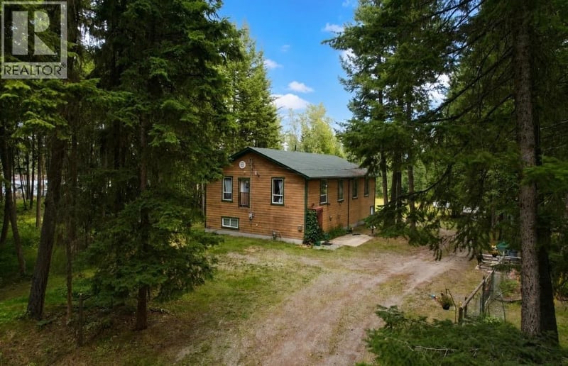 112 COREY Road, Quesnel, British Columbia, V2J6J9, Quesnel, British Columbia — photo 1 of 5