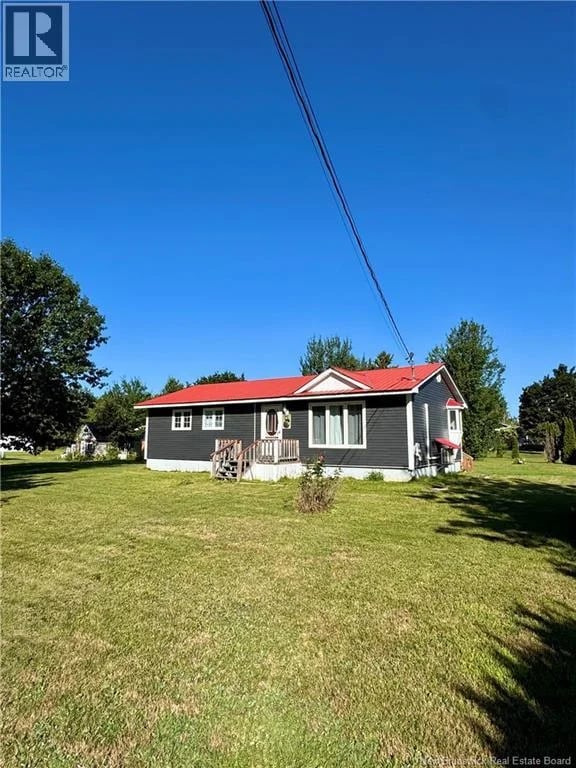 505 Wellington Street, Miramichi, New Brunswick, E1N3L3, Miramichi, New Brunswick — photo 1 of 5